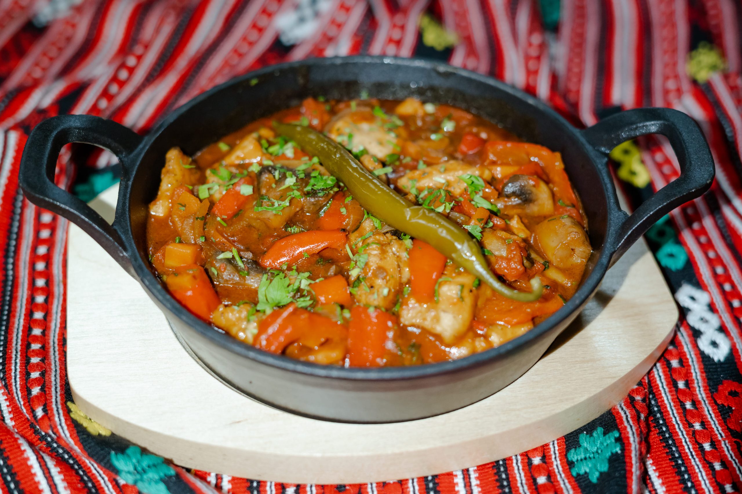 Tigaie picanta la Hanul lui Grișa din Iași